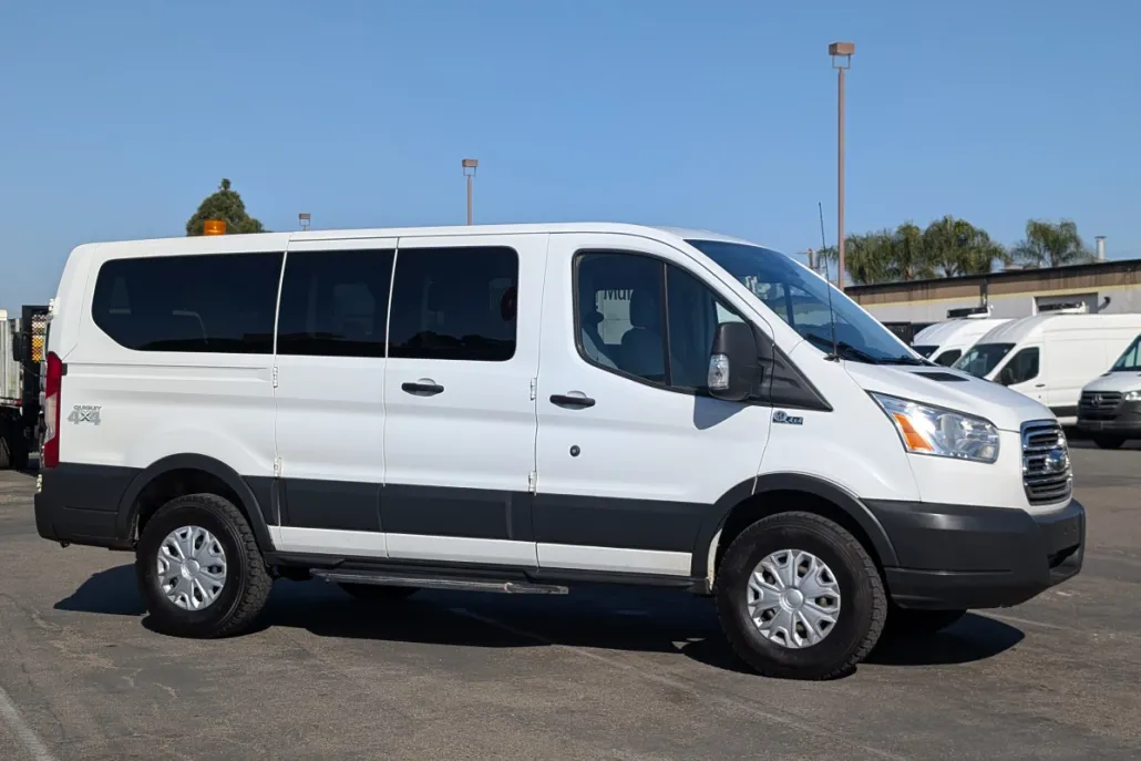 2018 Ford Transit photo 1