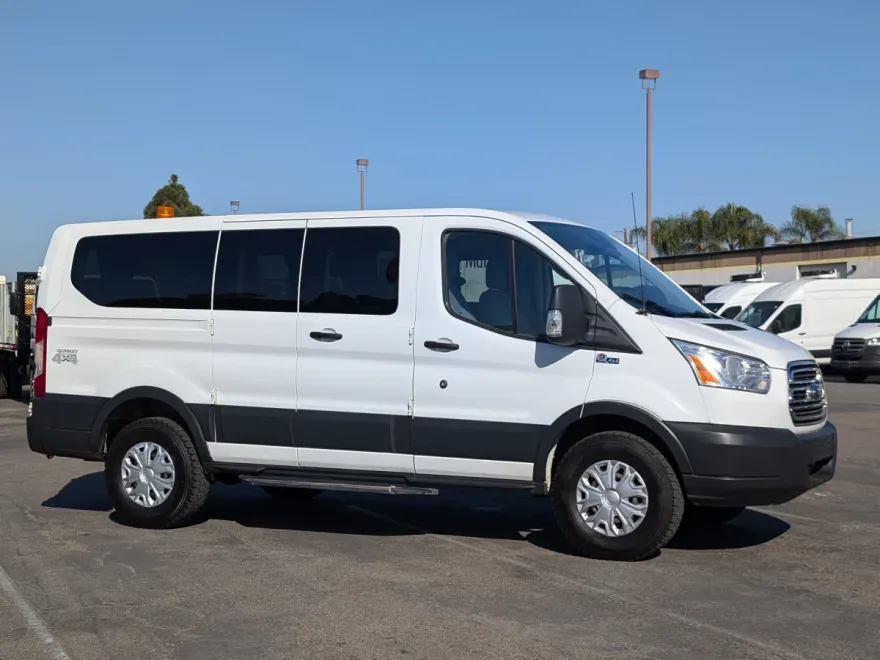 2018 Ford Transit photo 1