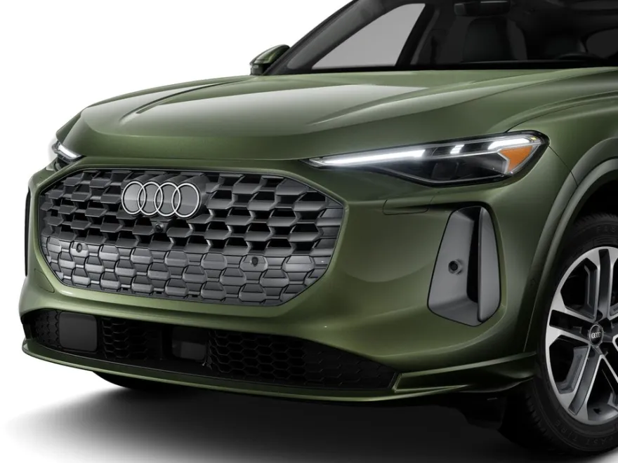 2025 Audi Q5 Premium Plus photo 1