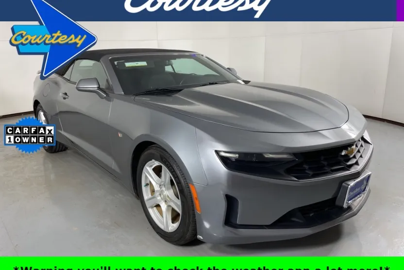 2020 Chevrolet Camaro 1LT photo 1