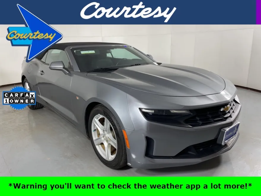 2020 Chevrolet Camaro 1LT photo 1