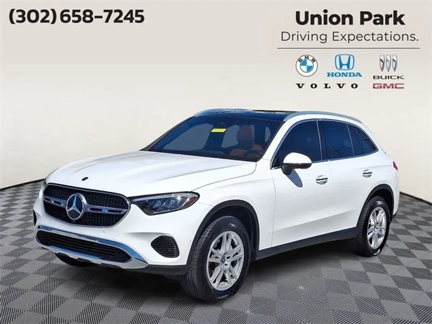 2023 Mercedes Benz GLC 300 4MATIC photo 1
