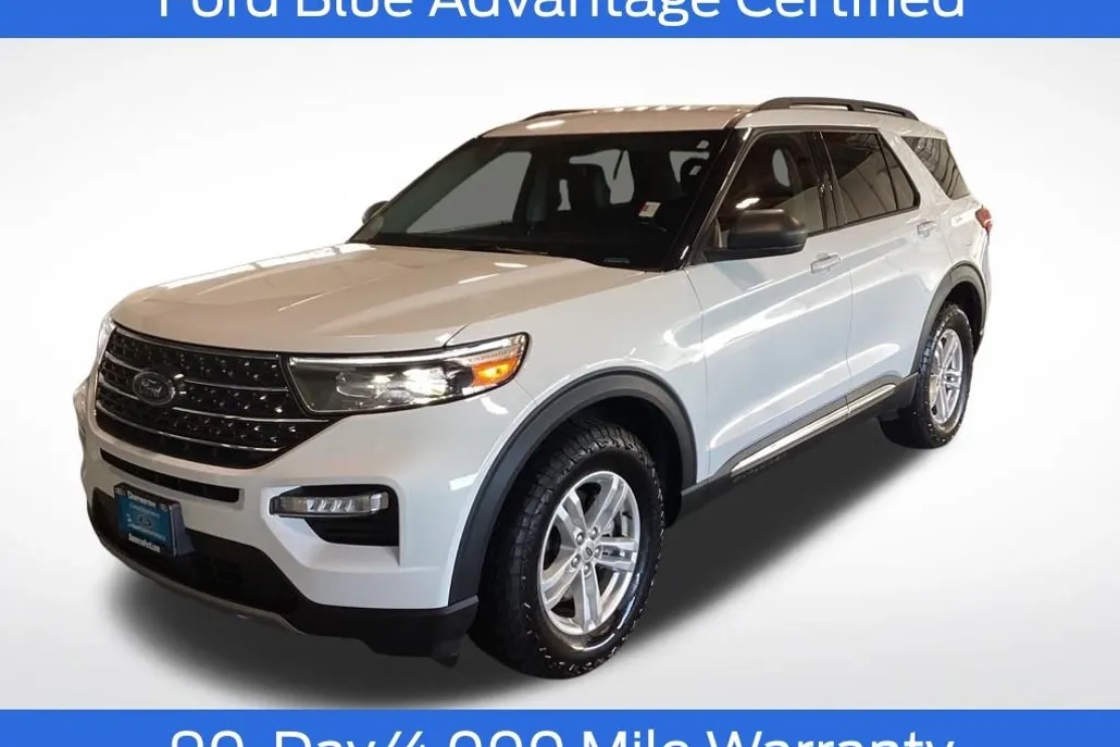 2023 Ford Explorer XLT photo 1