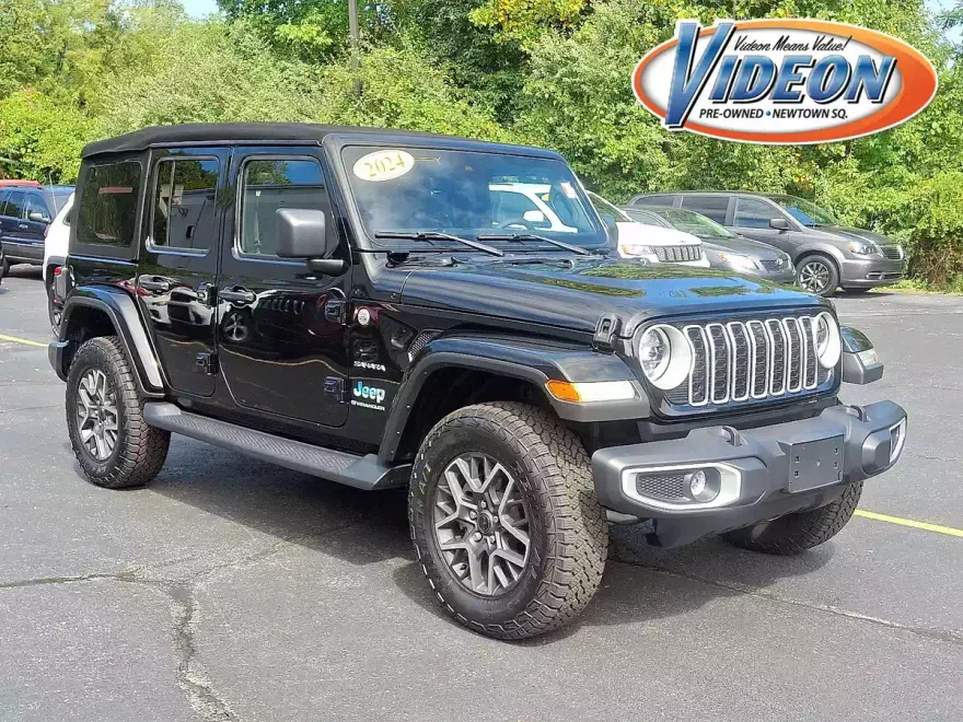 2024 Jeep Wrangler Sahara photo 1