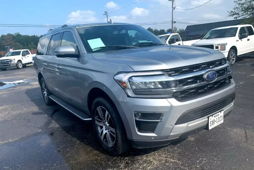 2023 Ford Expedition MAX Limited photo 1