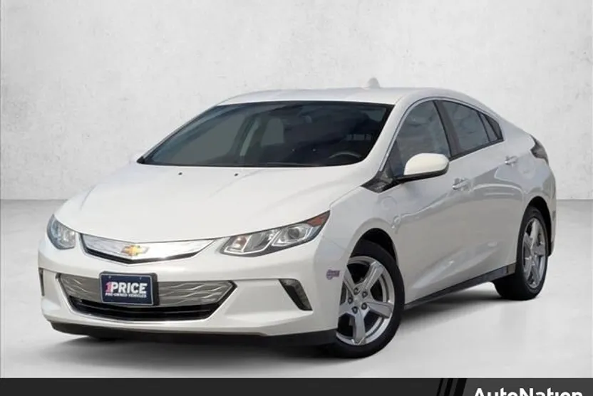 2019 Chevrolet Volt LT photo 1
