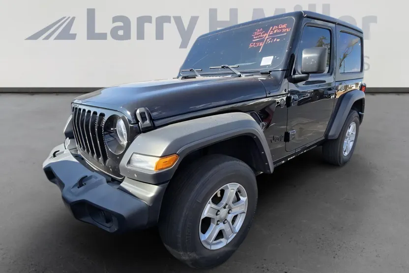 2022 Jeep Wrangler Sport S photo 1