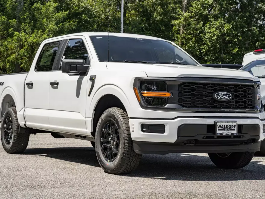 2025 Ford F-150 STX photo 1