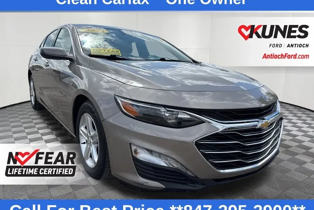 2023 Chevrolet Malibu 1LT photo 1