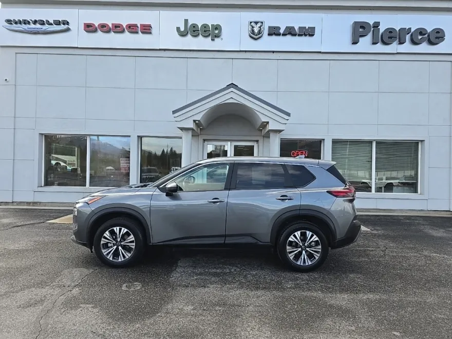 2023 Nissan Rogue SV photo 1
