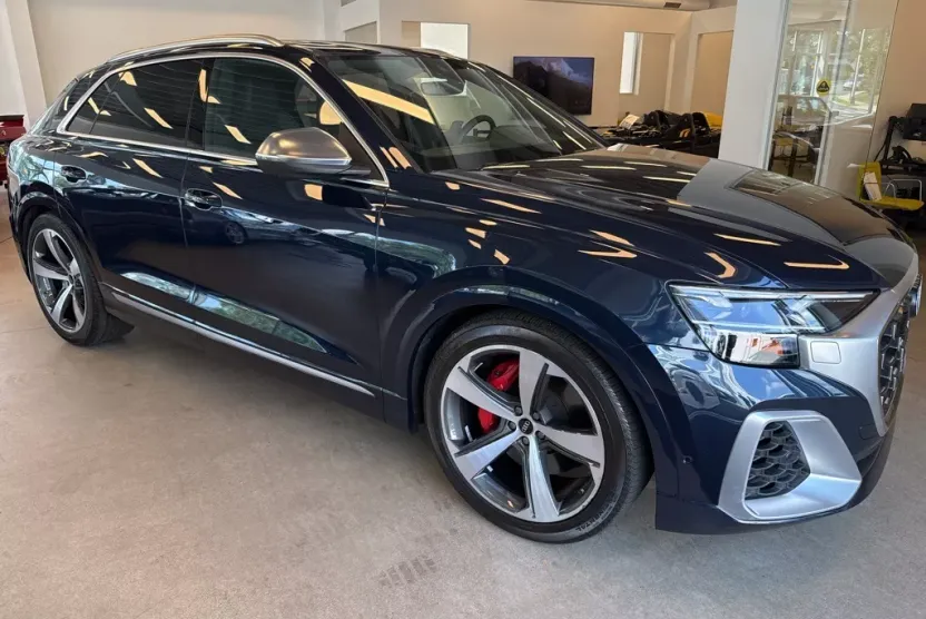 2024 Audi SQ8 Prestige photo 1