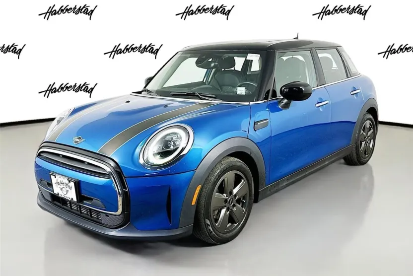 2023 Mini Cooper 4 Door Hardtop photo 1