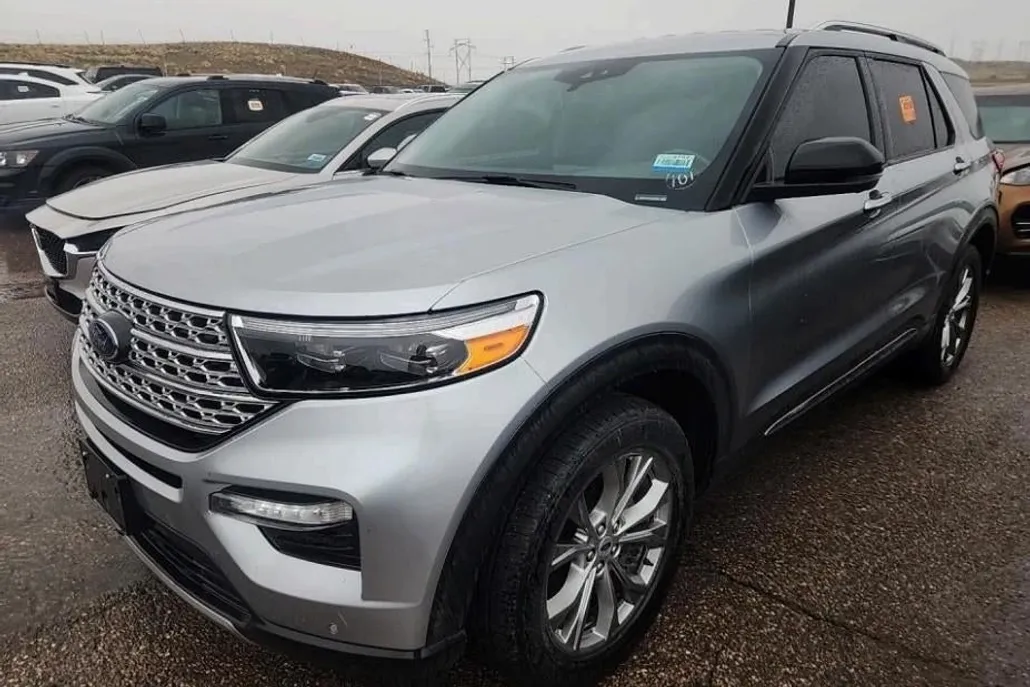 2021 Ford Explorer Limited photo 1