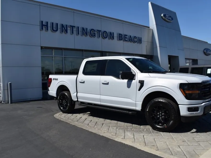 2025 Ford F-150 XLT photo 1