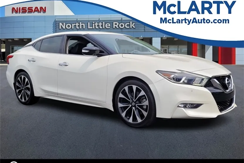 2018 Nissan Maxima SR photo 1
