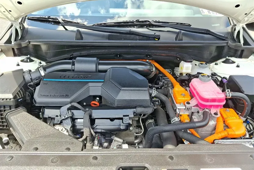 2023 Kia Sportage Hybrid LX photo 1