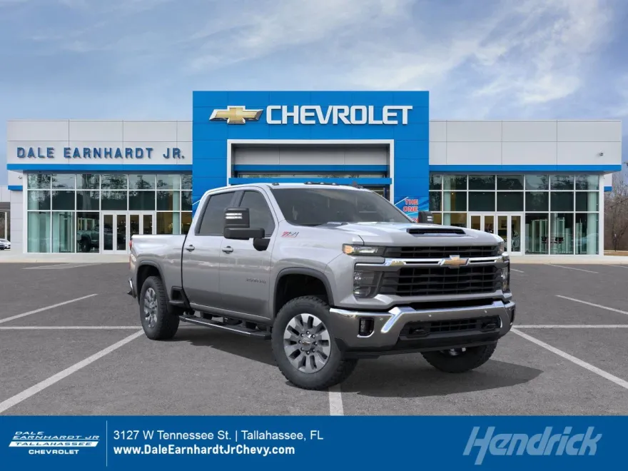2026 Chevrolet Silverado LT photo 1
