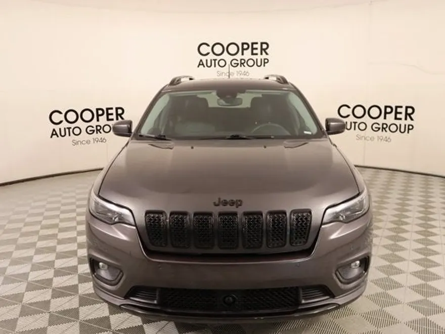 2023 Jeep Cherokee Altitude Lux photo 1