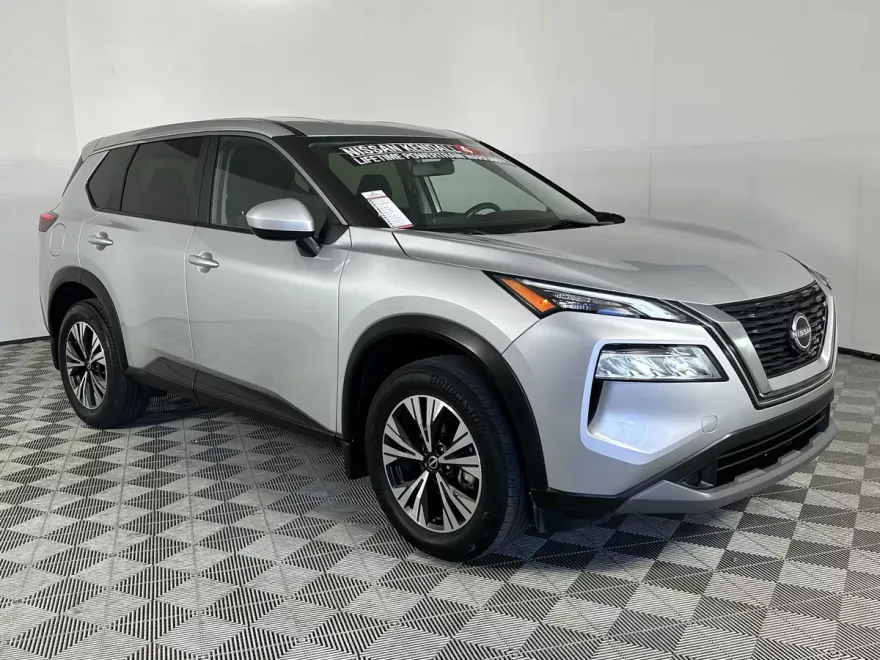 2023 Nissan Rogue SV photo 1