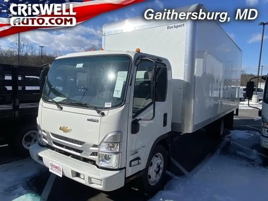 2024 Chevrolet Silverado 4500HD Base photo 1