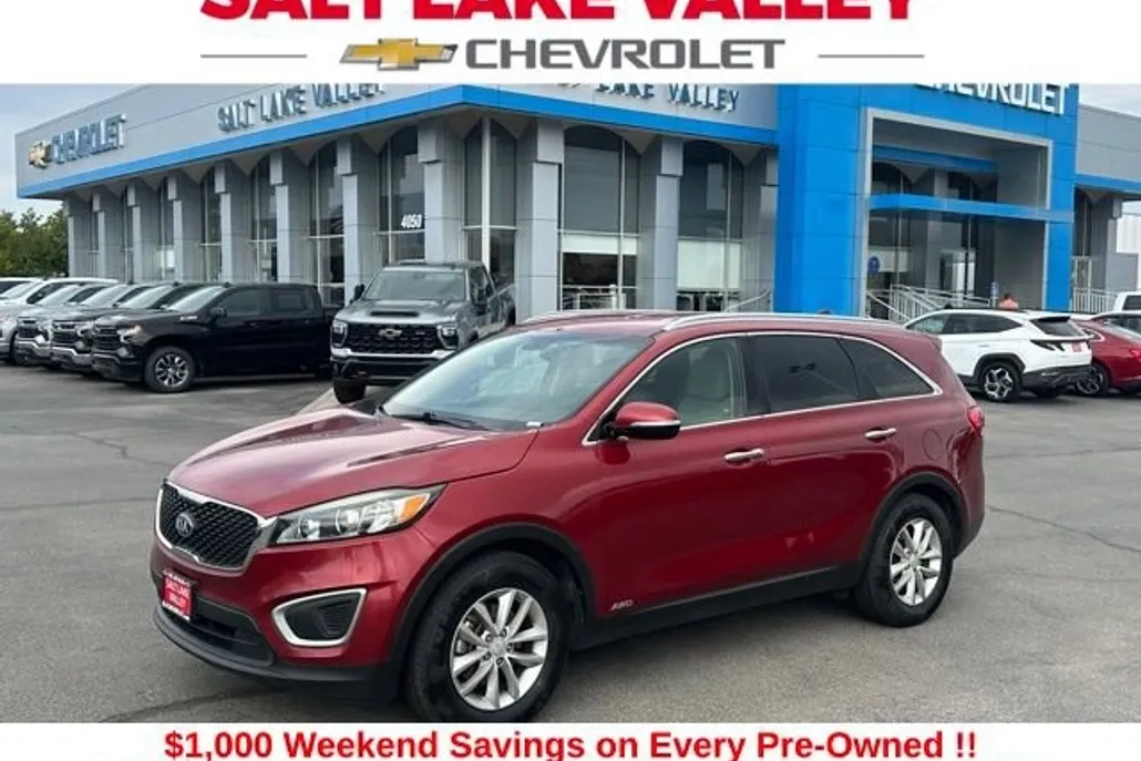 2017 Kia Sorento LX photo 1