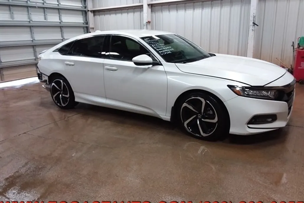 2019 Honda Accord Sport 1.5T photo 1