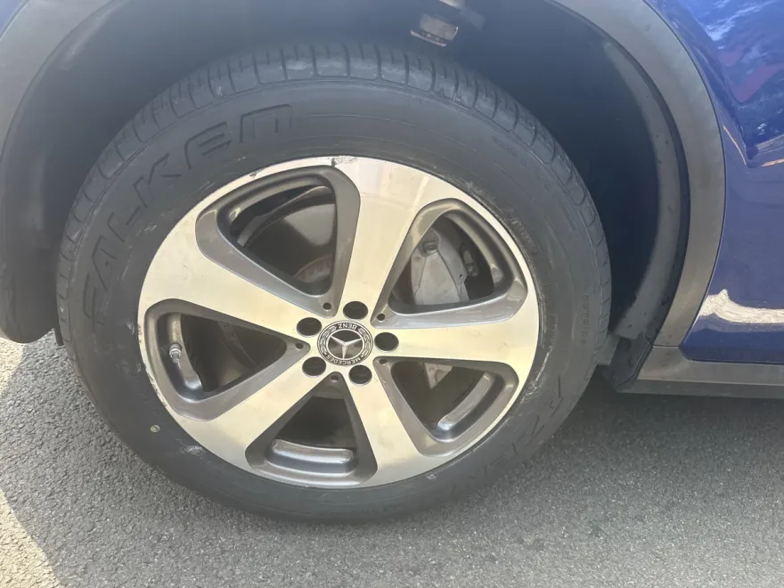 2020 Mercedes Benz GLC 300 4MATIC photo 1
