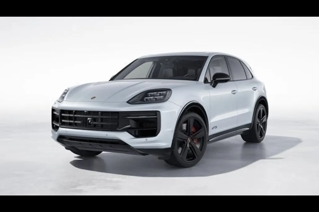 2025 Porsche Cayenne GTS photo 1
