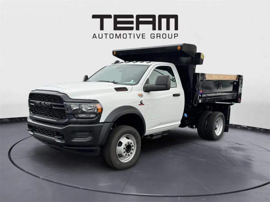 2024 Ram 5500 Tradesman photo 1