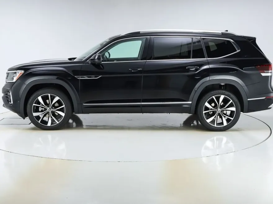 2026 Volkswagen Atlas SEL Premium R-Line photo 1