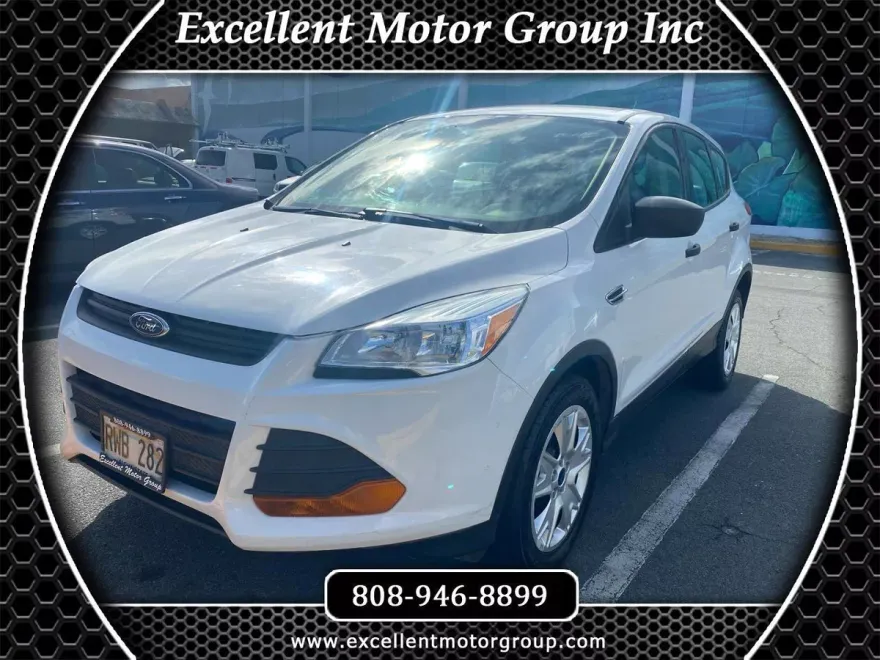 2013 Ford Escape S photo 1