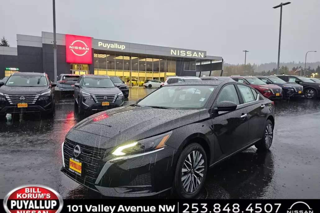 2025 Nissan Altima SV photo 1