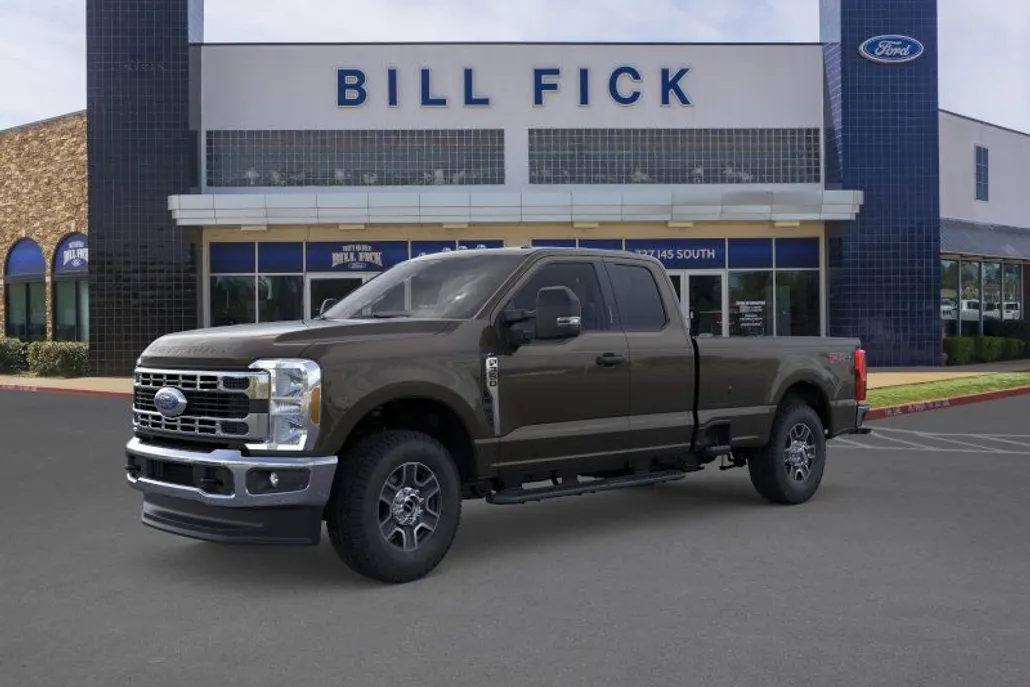 2025 Ford F-350 XLT photo 1