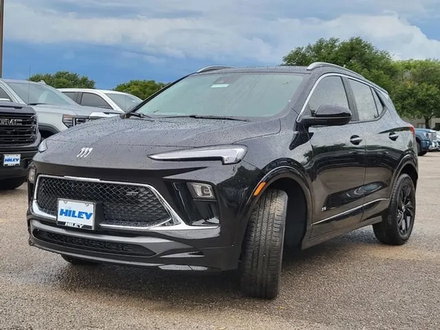 2026 Buick Encore GX Sport Touring photo 1