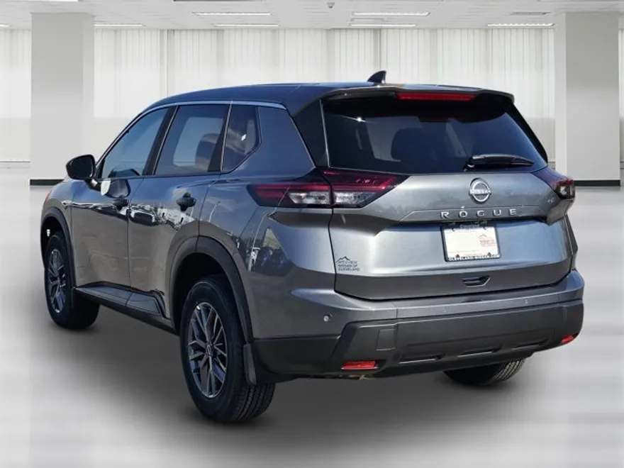 2025 Nissan Rogue S photo 1