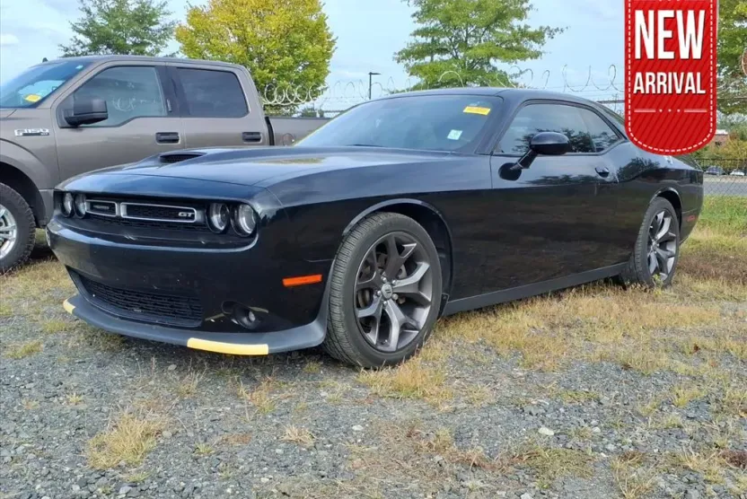 2019 Dodge Challenger GT photo 1