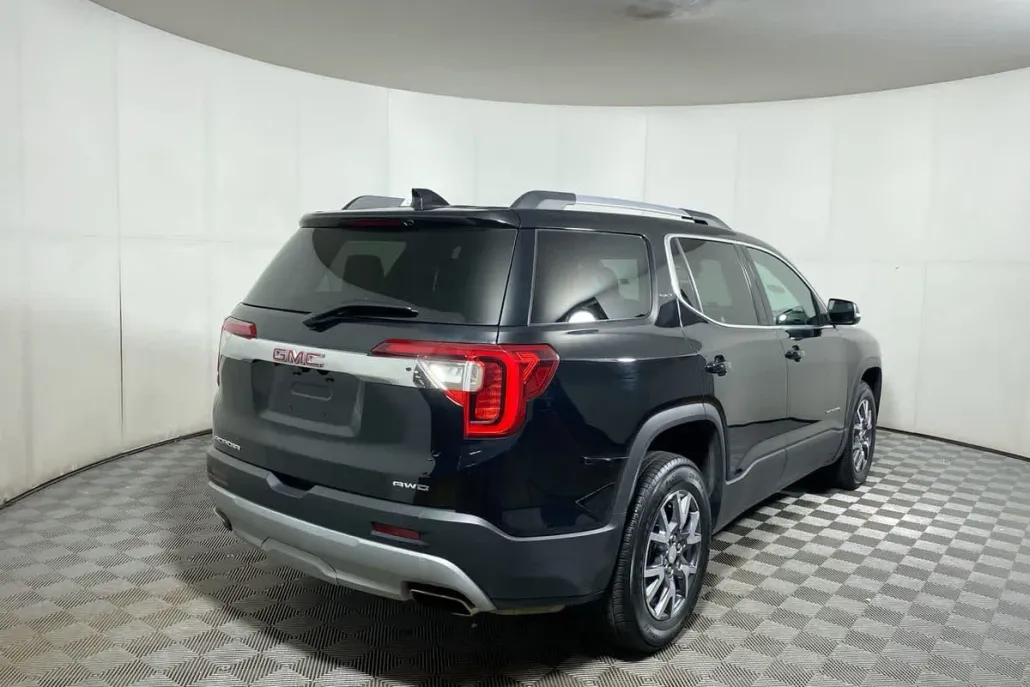 2023 Gmc Acadia SLT photo 1