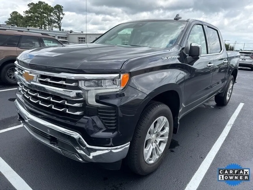 2024 Chevrolet Silverado 1500 LTZ photo 1