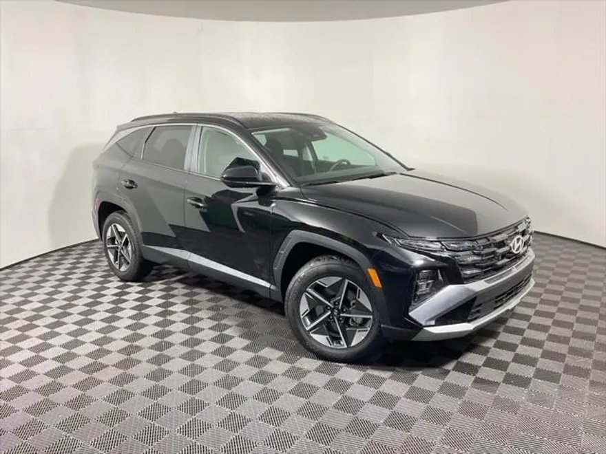 2025 Hyundai Tucson SEL photo 1
