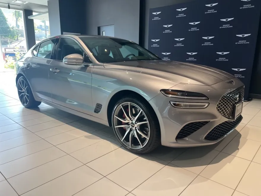 2025 Genesis G70 2.5T photo 1