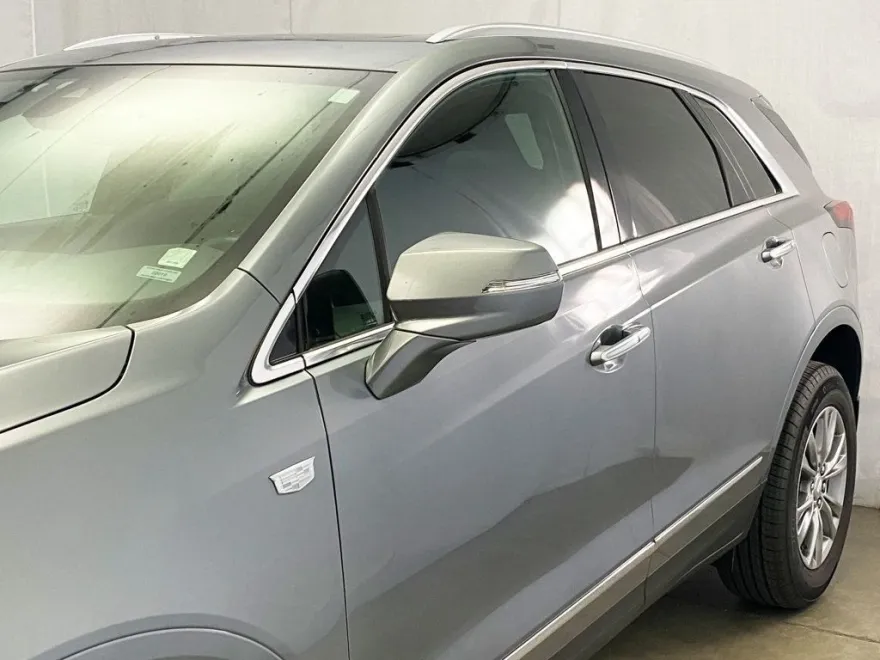 2022 Cadillac XT5 Premium Luxury photo 1