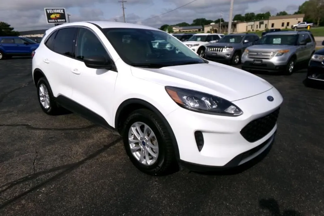 2022 Ford Escape Hybrid SE photo 1