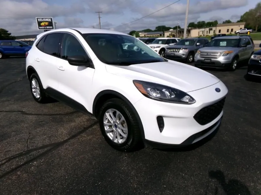 2022 Ford Escape Hybrid SE photo 1