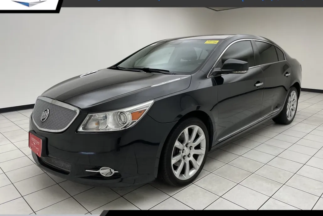 2010 Buick LaCrosse CXS photo 1