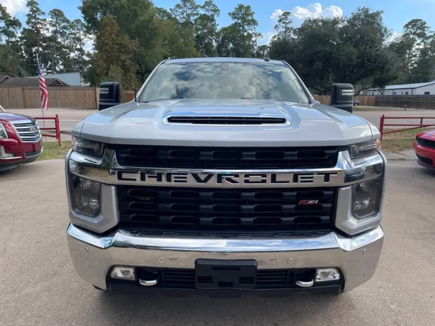 2022 Chevrolet Silverado 2500HD LT photo 1