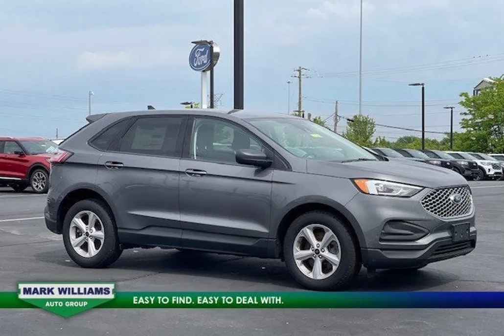 2024 Ford Edge SE photo 1