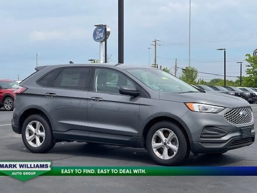 2024 Ford Edge SE photo 1