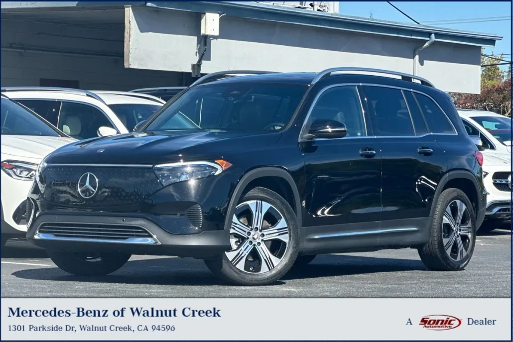 2024 Mercedes Benz EQB 350 4MATIC photo 1