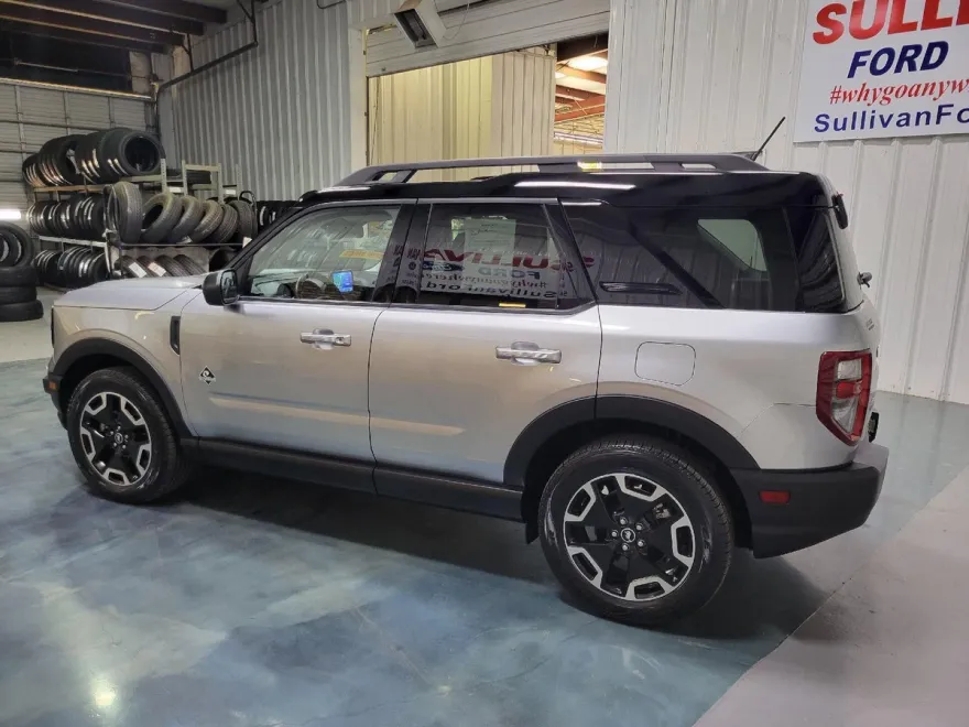 2022 Ford Bronco Sport Outer Banks photo 1