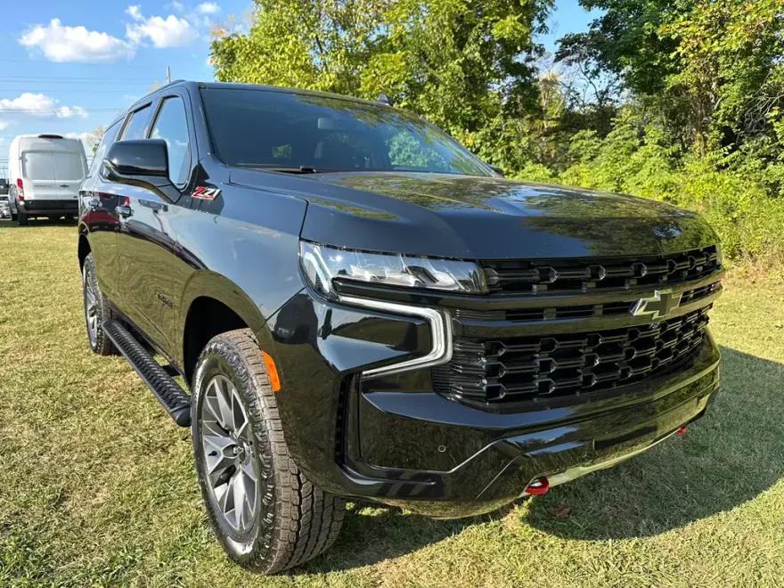2024 Chevrolet Tahoe Z71 photo 1